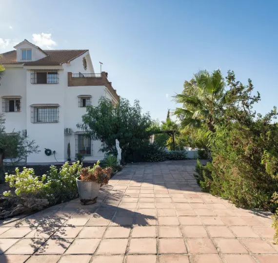 Venta de villa independiente en Alhaurín el Grande