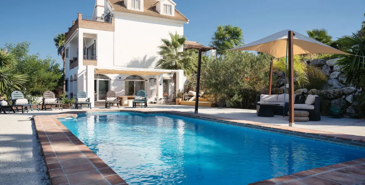 Продажа  отдельно стоящей виллы в Alhaurín el Grande 5