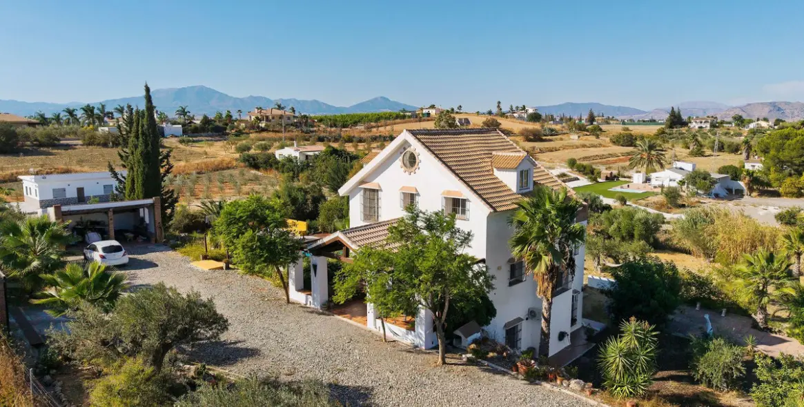 Venta de villa independiente en Alhaurín el Grande 35