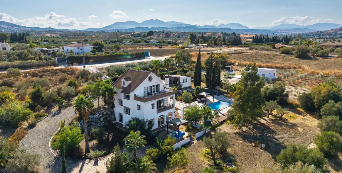 Venta de villa independiente en Alhaurín el Grande 36