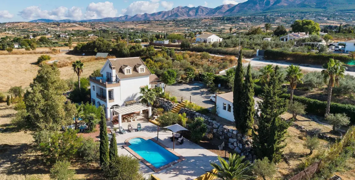 Venta de villa independiente en Alhaurín el Grande 37