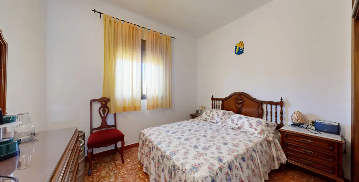 Venta de parcela residencial en Ronda 6