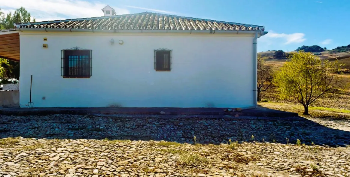 Venta de parcela residencial en Ronda 18