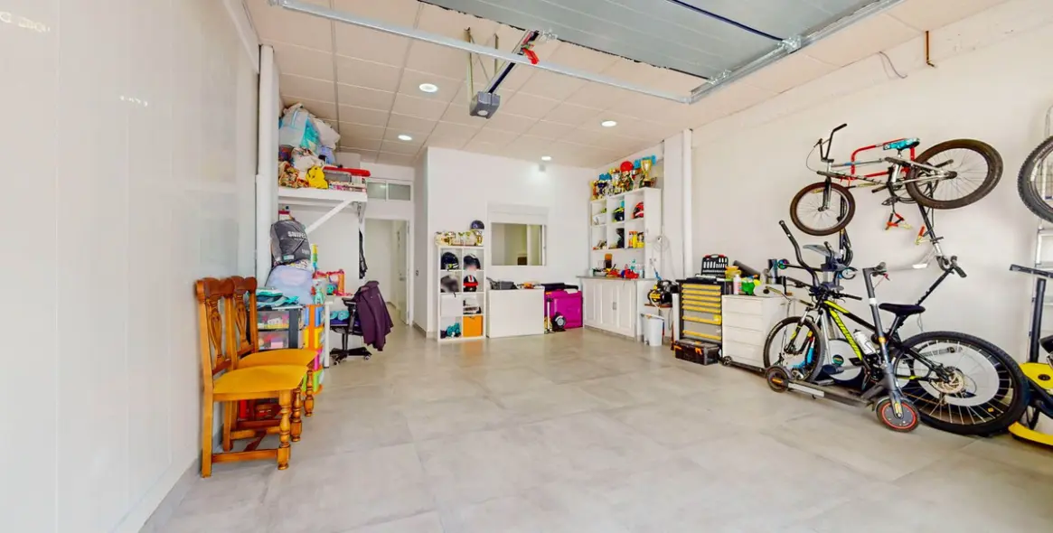 Продажа дома на две семьи в Benahavís 23