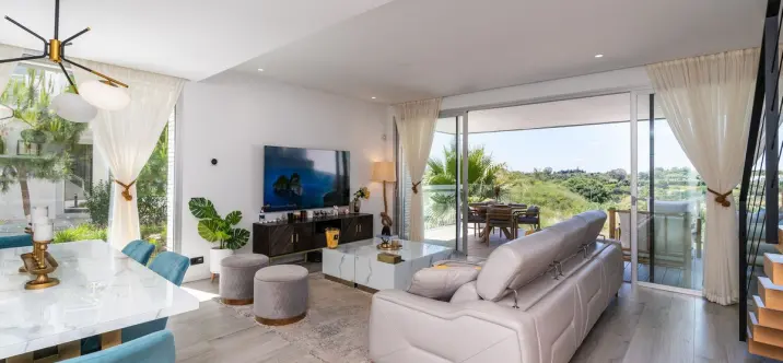 Продажа таунхауса в Cancelada 0