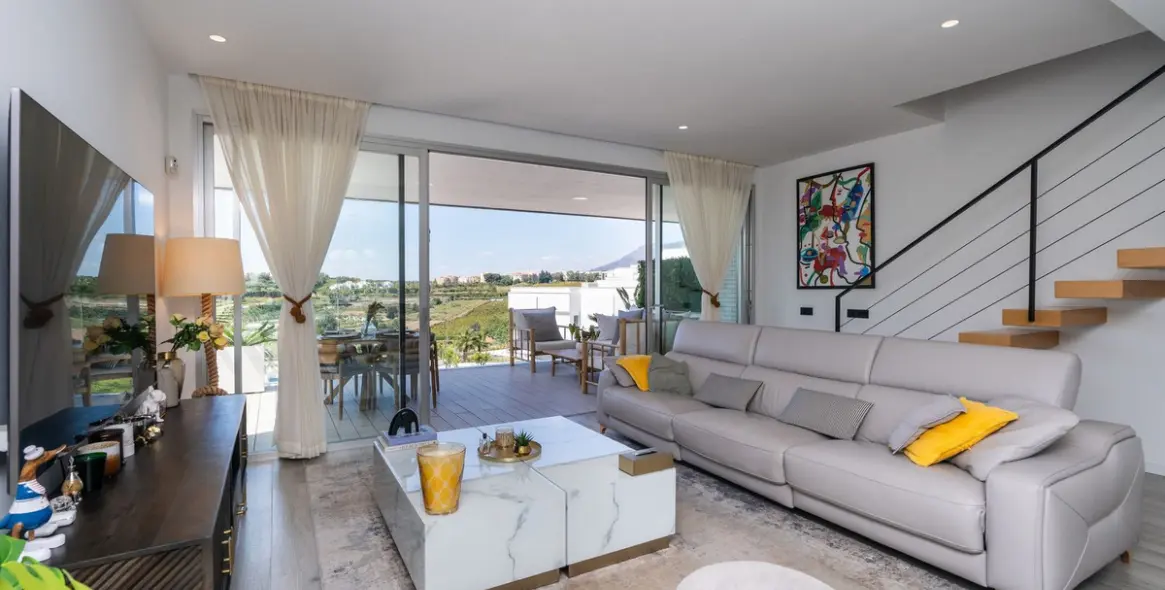 Продажа таунхауса в Cancelada 6