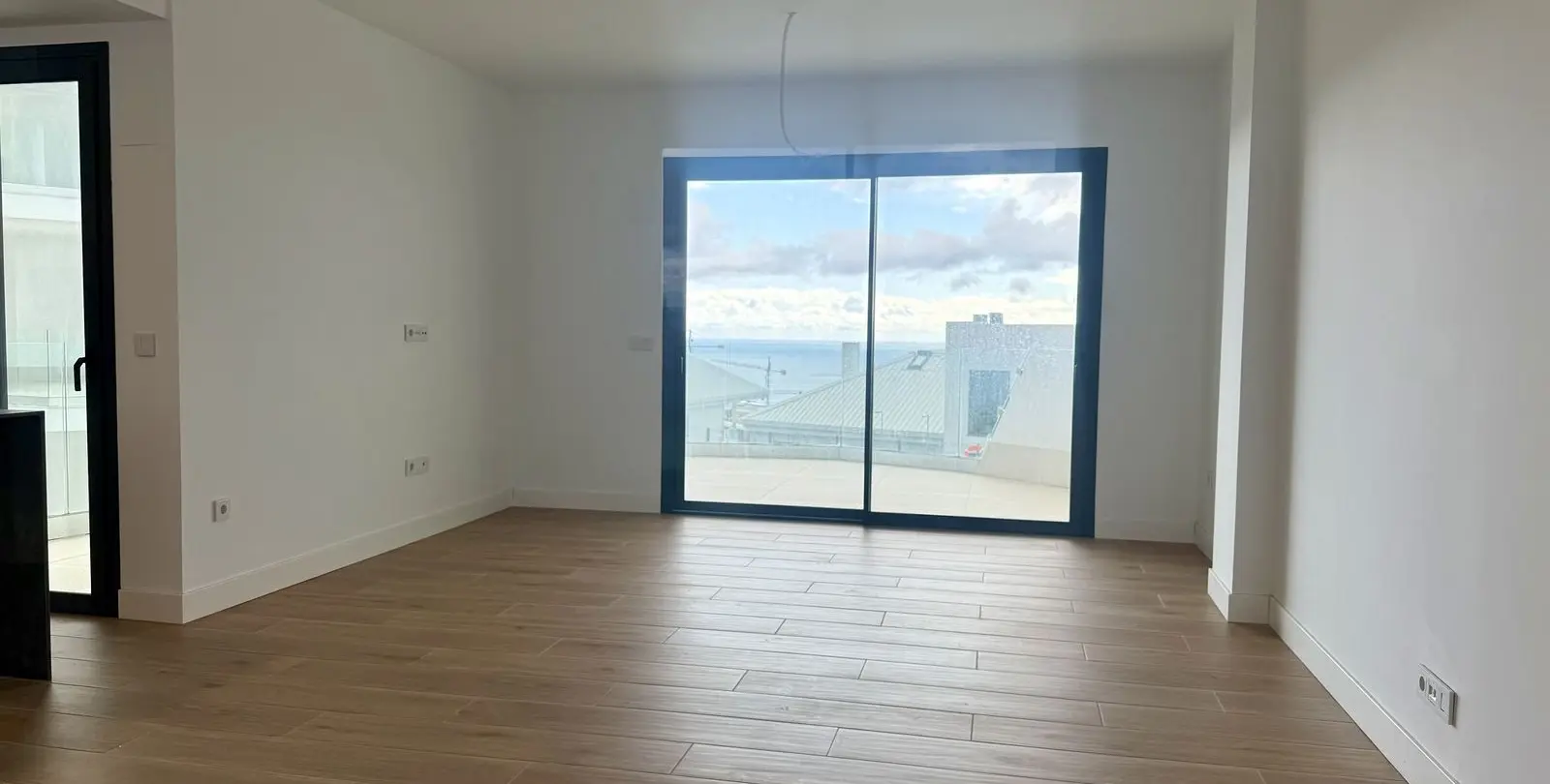 Sale of middle floor apartment in Fuengirola 4