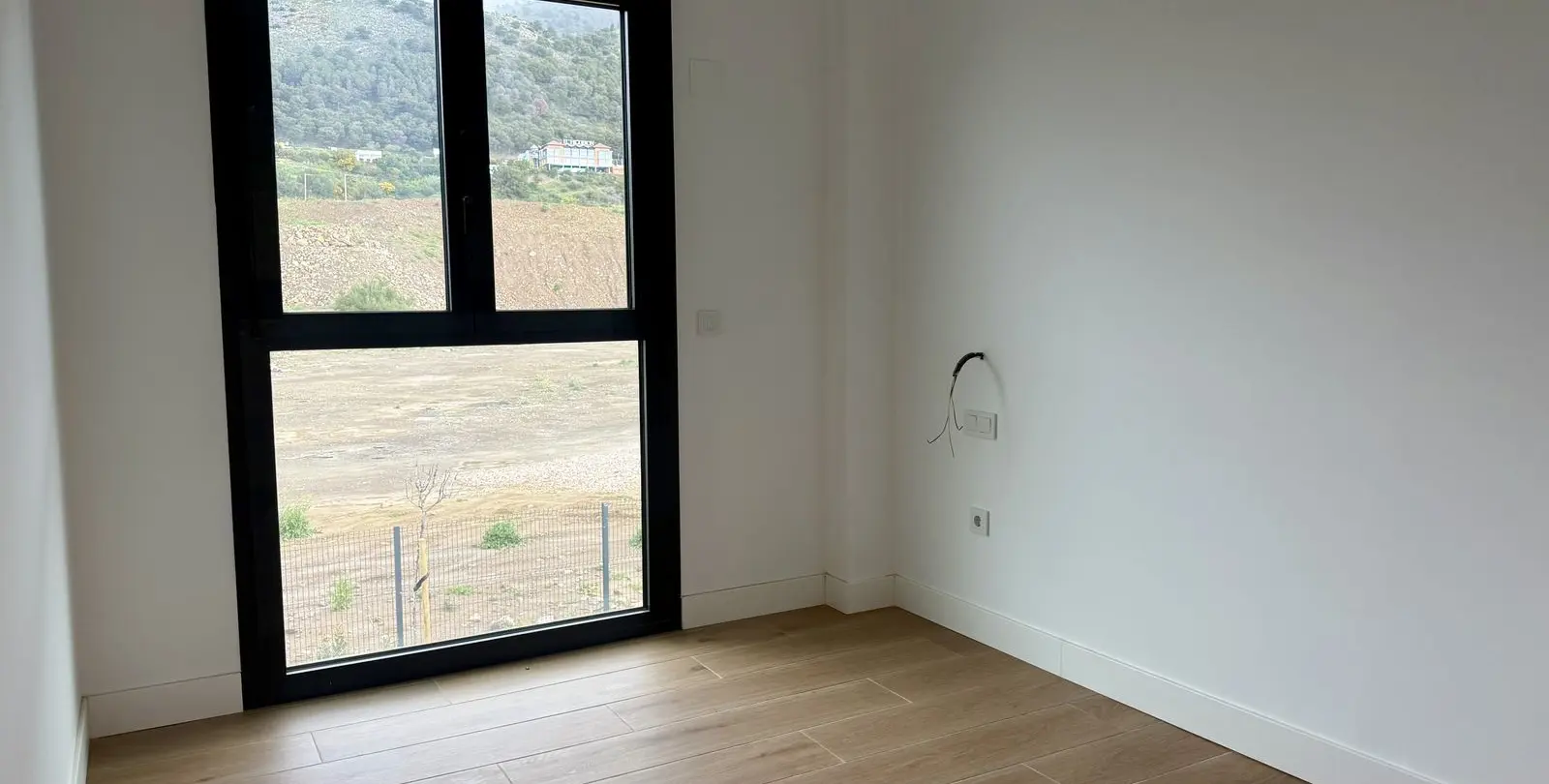 Sale of middle floor apartment in Fuengirola 9