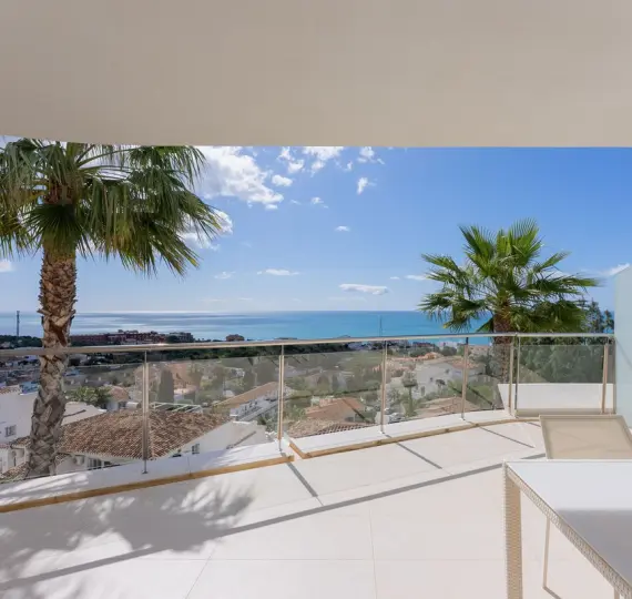 Продажа апартаментов на среднем этаже в Higueron