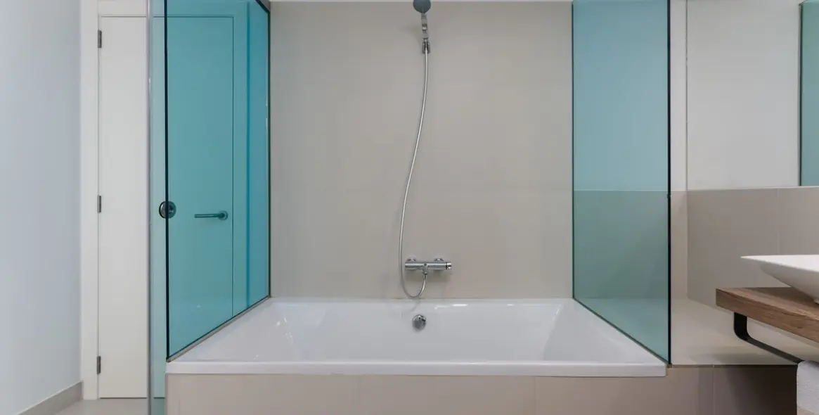 Продажа апартаментов на среднем этаже в Higueron 21