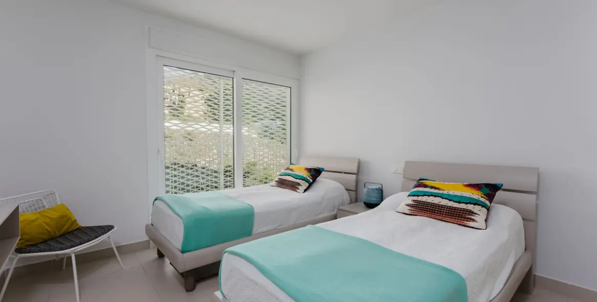 Продажа апартаментов на среднем этаже в Higueron 23