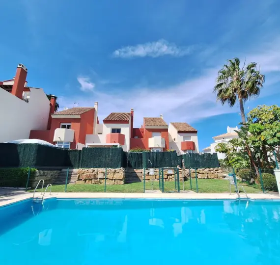 Продажа таунхауса в Estepona