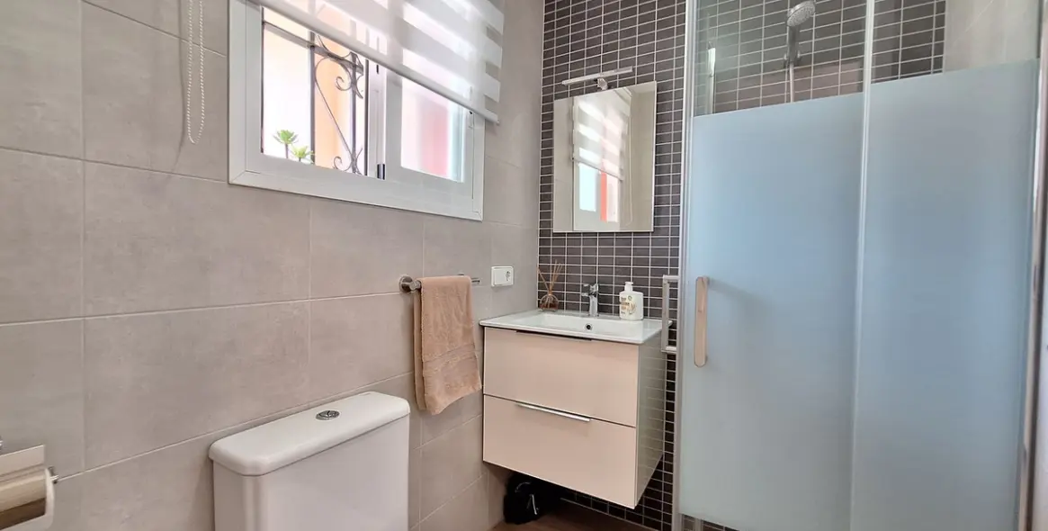 Продажа таунхауса в Estepona 11