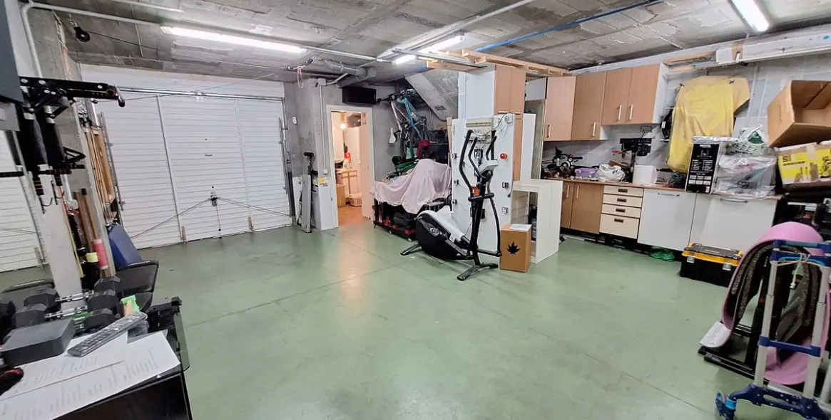 Sale of townhouse in Estepona 23