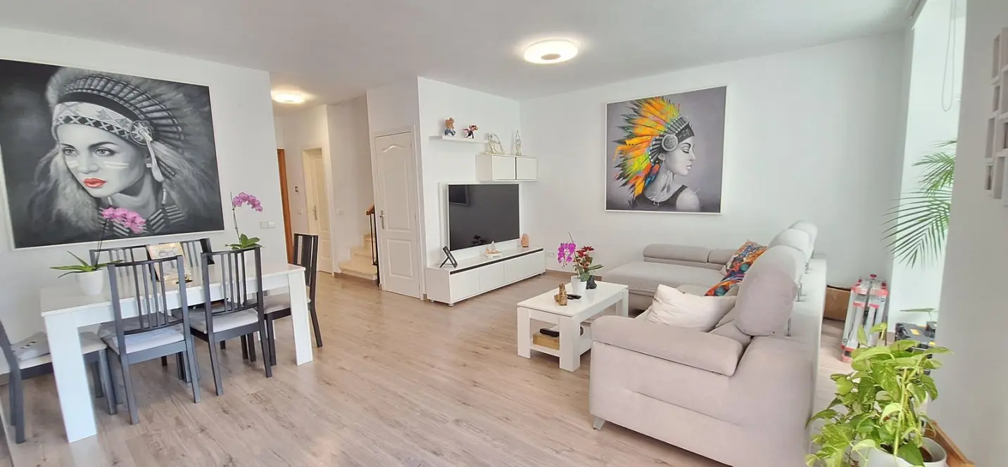 Продажа таунхауса в Estepona 0
