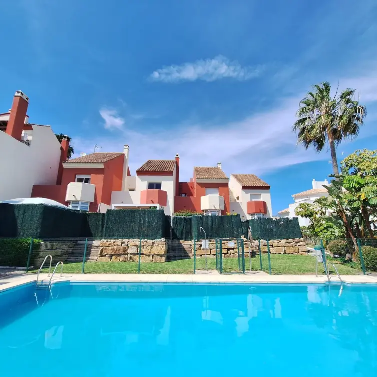 Продажа таунхауса в Estepona