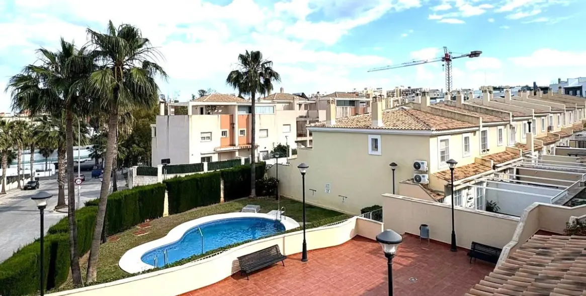 Продажа таунхауса в Torremolinos 1