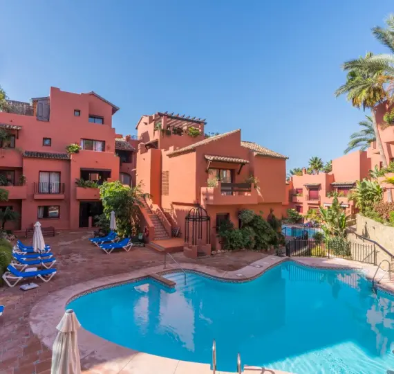 Sale of penthouse in Marbella