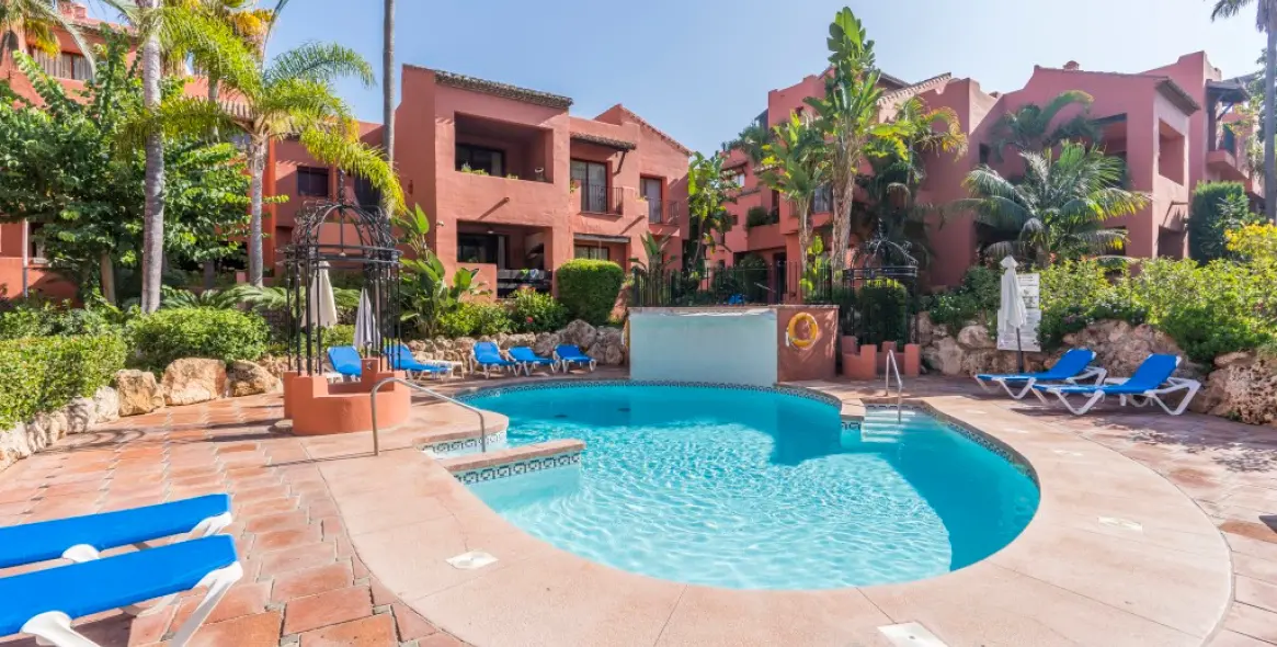 Sale of penthouse in Marbella 2