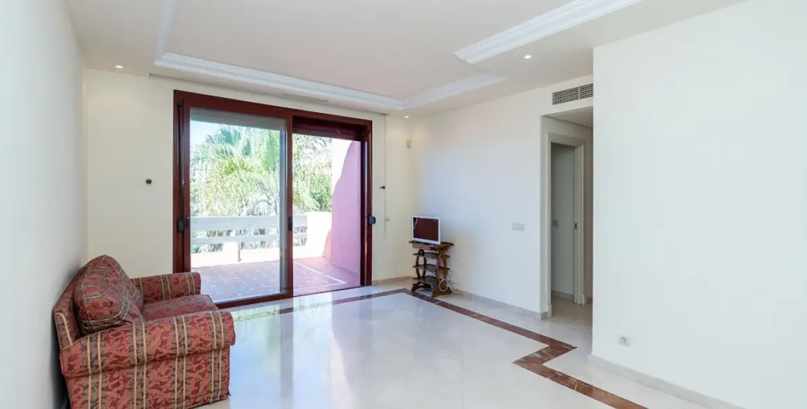 Sale of penthouse in Marbella 4