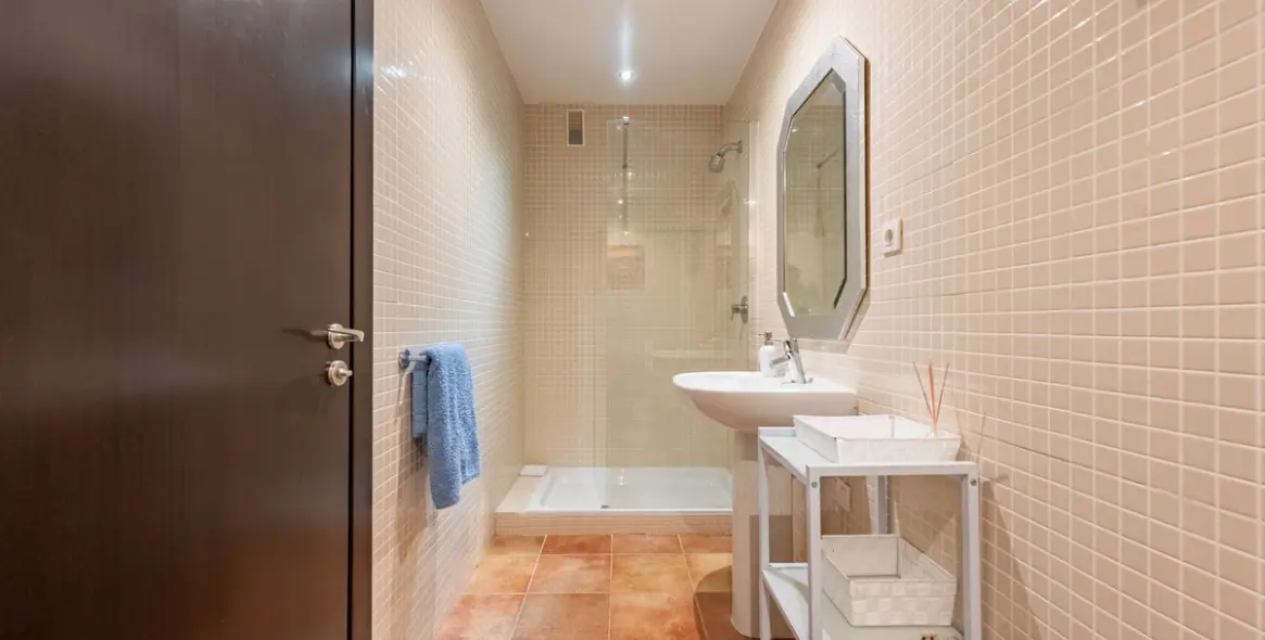 Продажа дома на две семьи в Benahavís 22