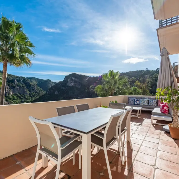 Venta de casa pareada en Benahavís