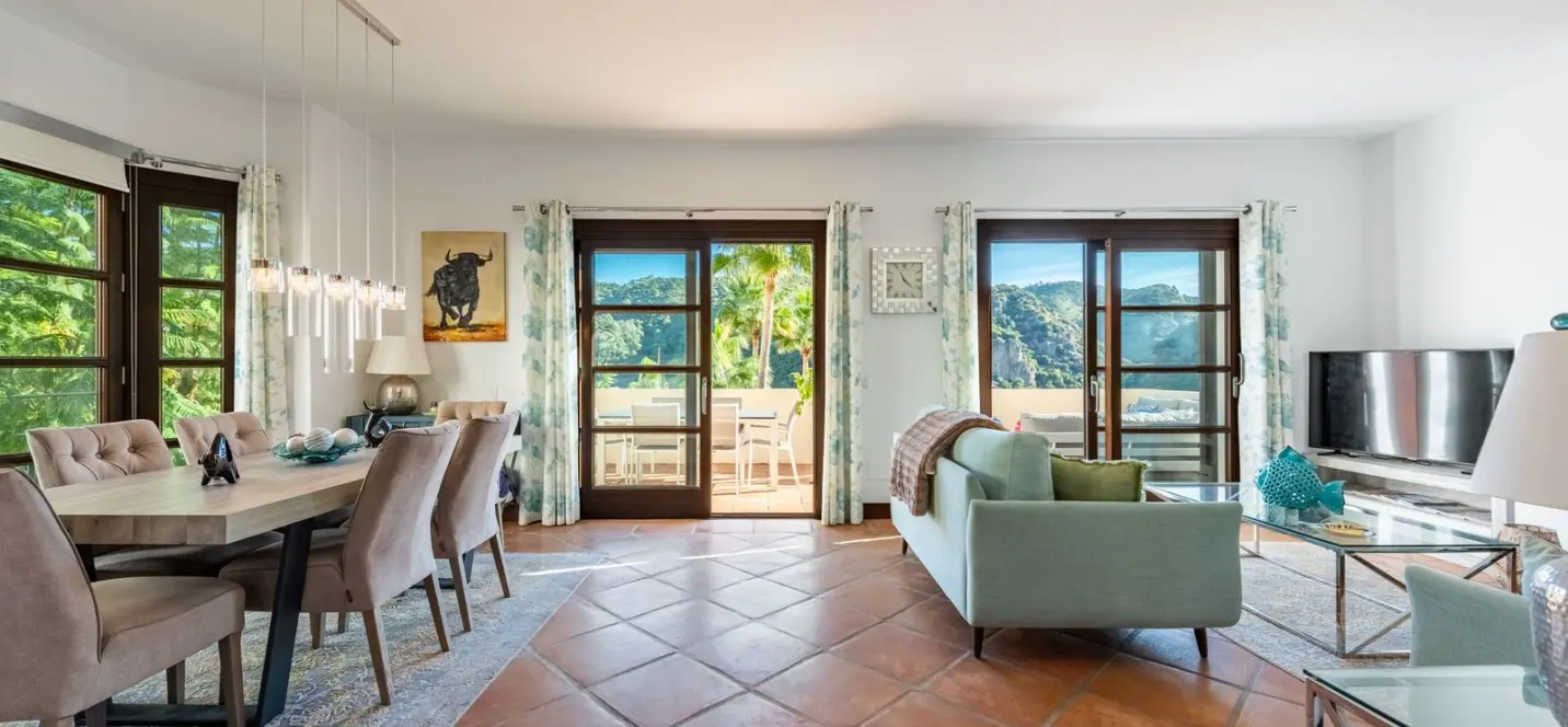 Venta de casa pareada en Benahavís 2