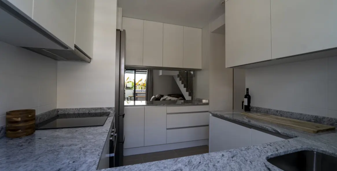 Продажа  отдельно стоящей виллы в Cancelada 5