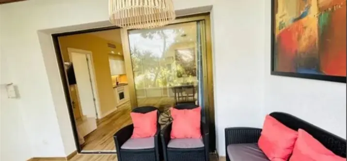 Sale of middle floor apartment in Nueva Andalucía 1