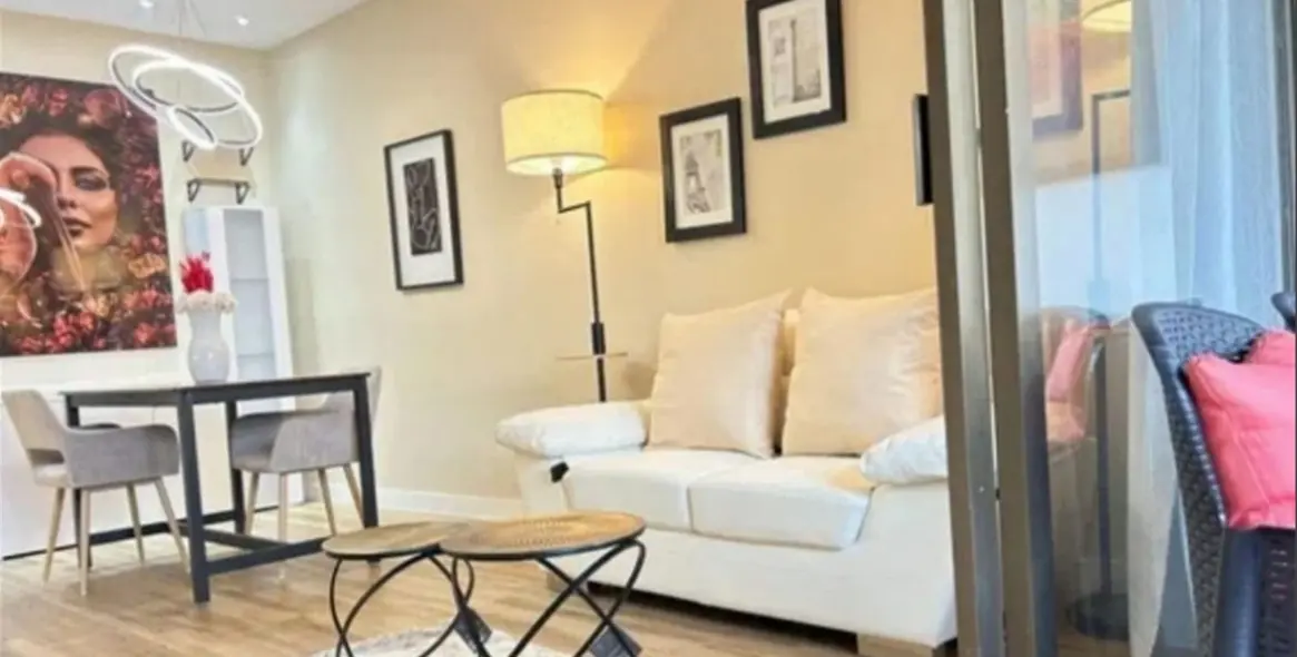 Sale of middle floor apartment in Nueva Andalucía 5