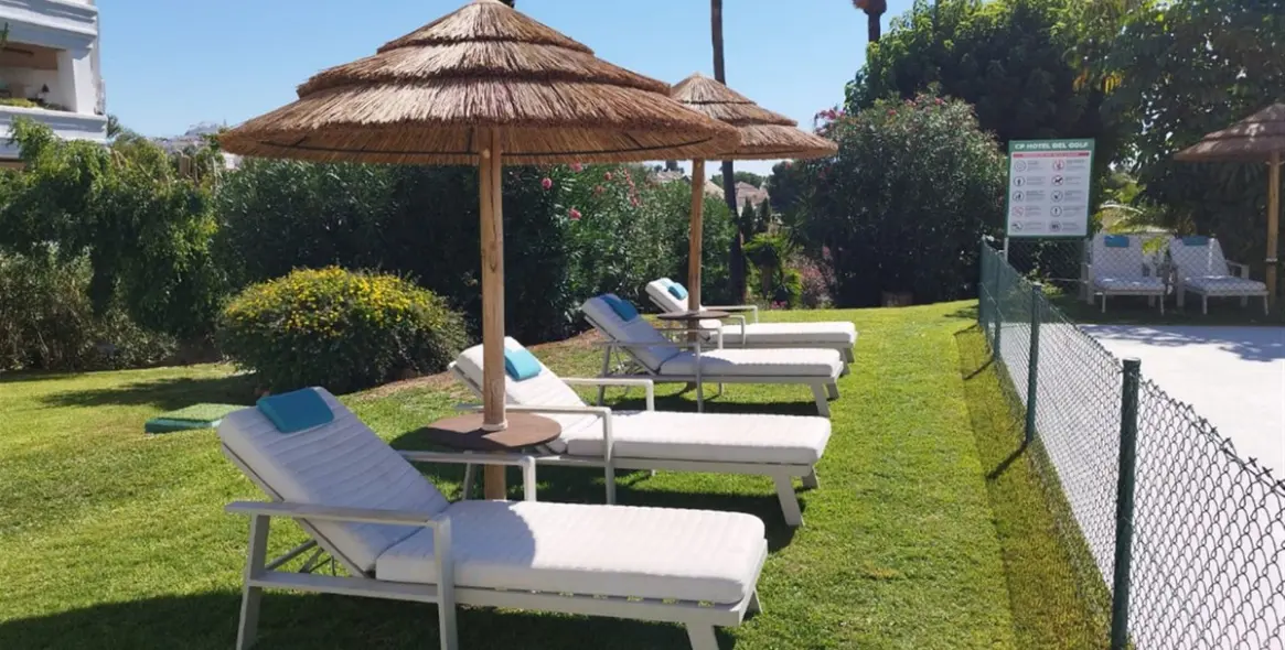 Sale of middle floor apartment in Nueva Andalucía 18