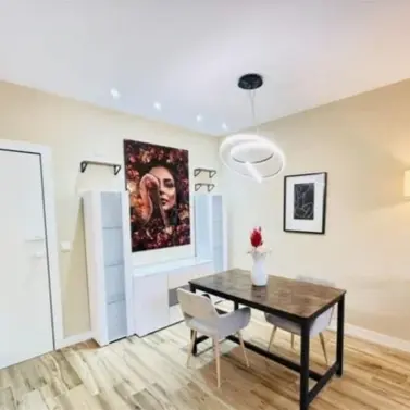 Sale of middle floor apartment in Nueva Andalucía