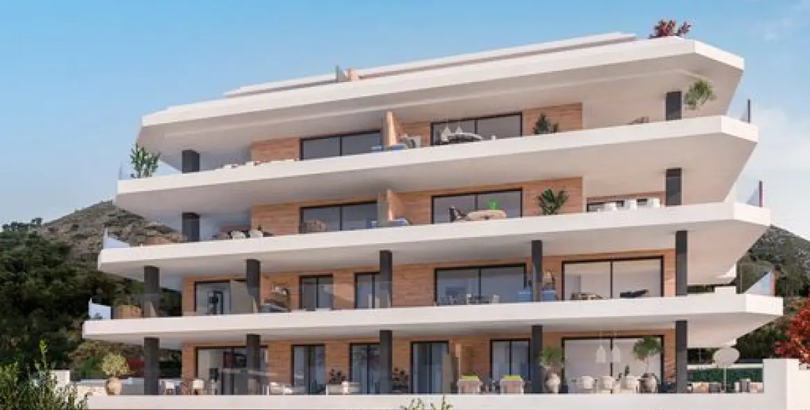 Продажа апартаментов на первом этаже в Fuengirola 1