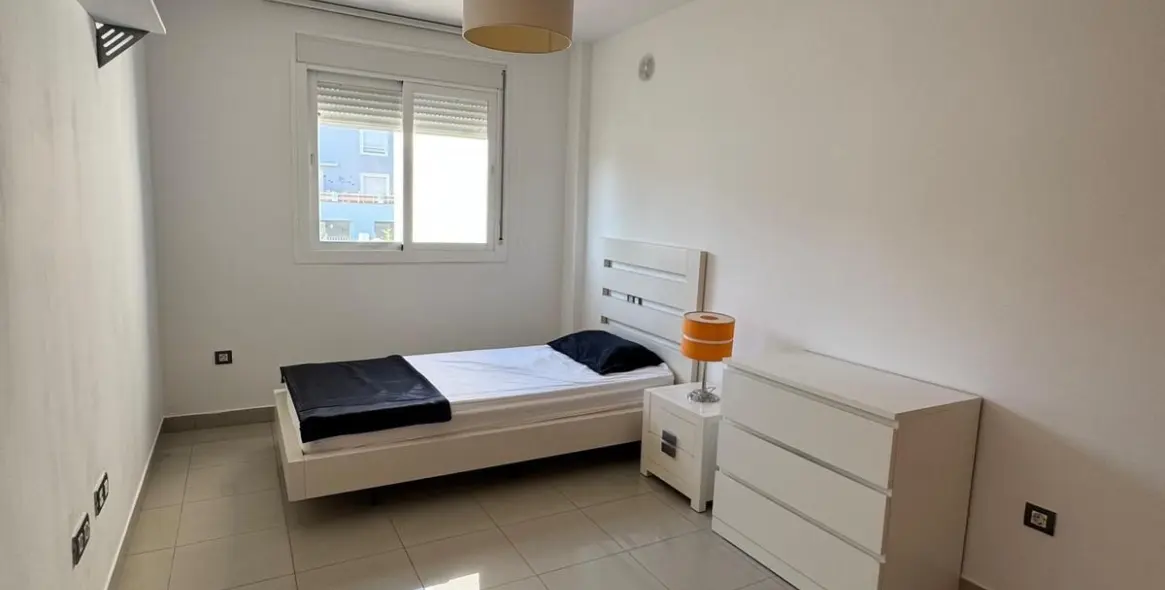 Venta de adosado en El Paraiso 9