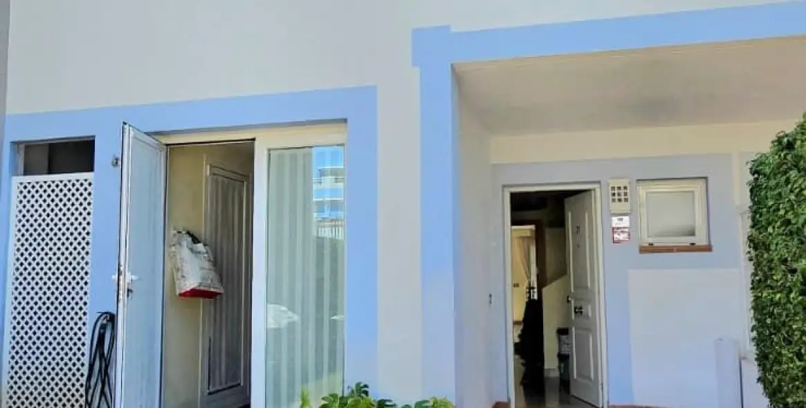 Venta de adosado en El Paraiso 19