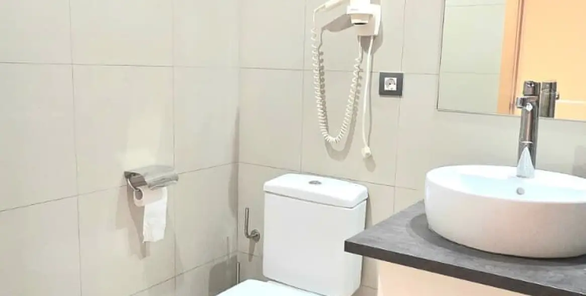 Venta de adosado en El Paraiso 20