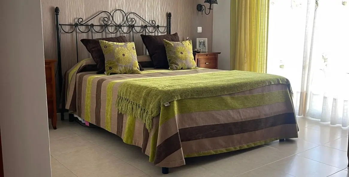 Sale of townhouse in Estepona 36