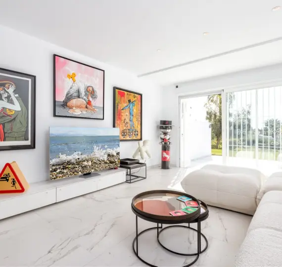 Продажа апартаментов на первом этаже в Nueva Andalucía