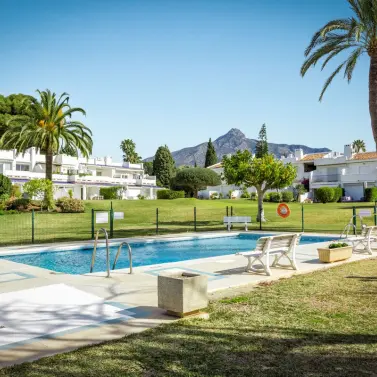 Venta de apartamento en planta baja en Nueva Andalucía
