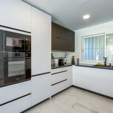 Venta de apartamento en planta baja en Nueva Andalucía