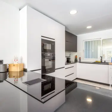 Venta de apartamento en planta baja en Nueva Andalucía