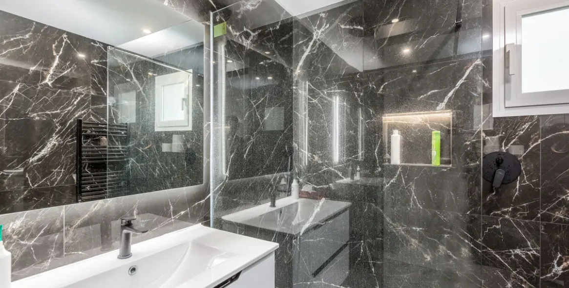 Sale of ground floor apartment in Nueva Andalucía 9