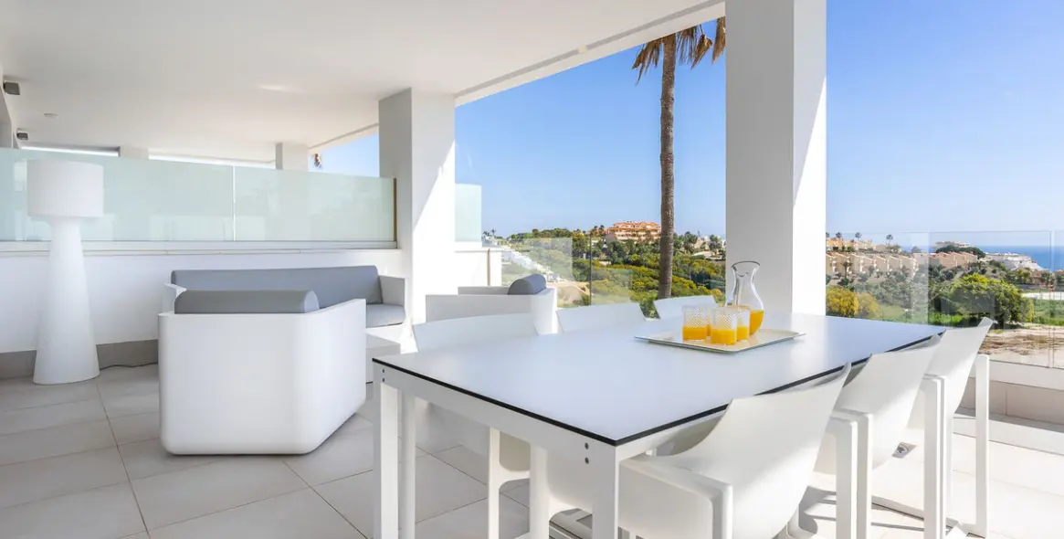 Sale of ground floor apartment in Mijas 2