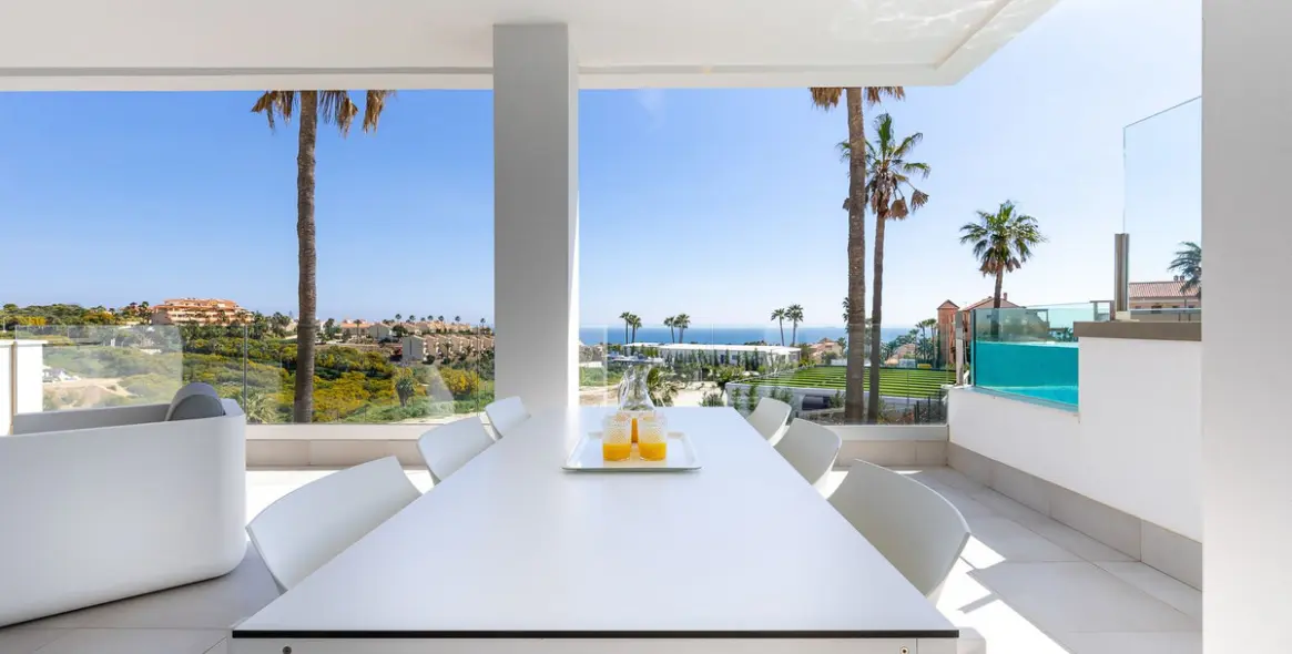 Sale of ground floor apartment in Mijas 3