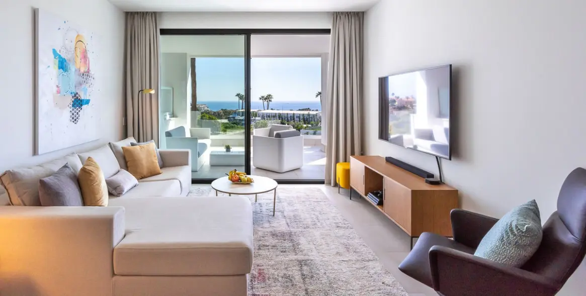 Sale of ground floor apartment in Mijas 10