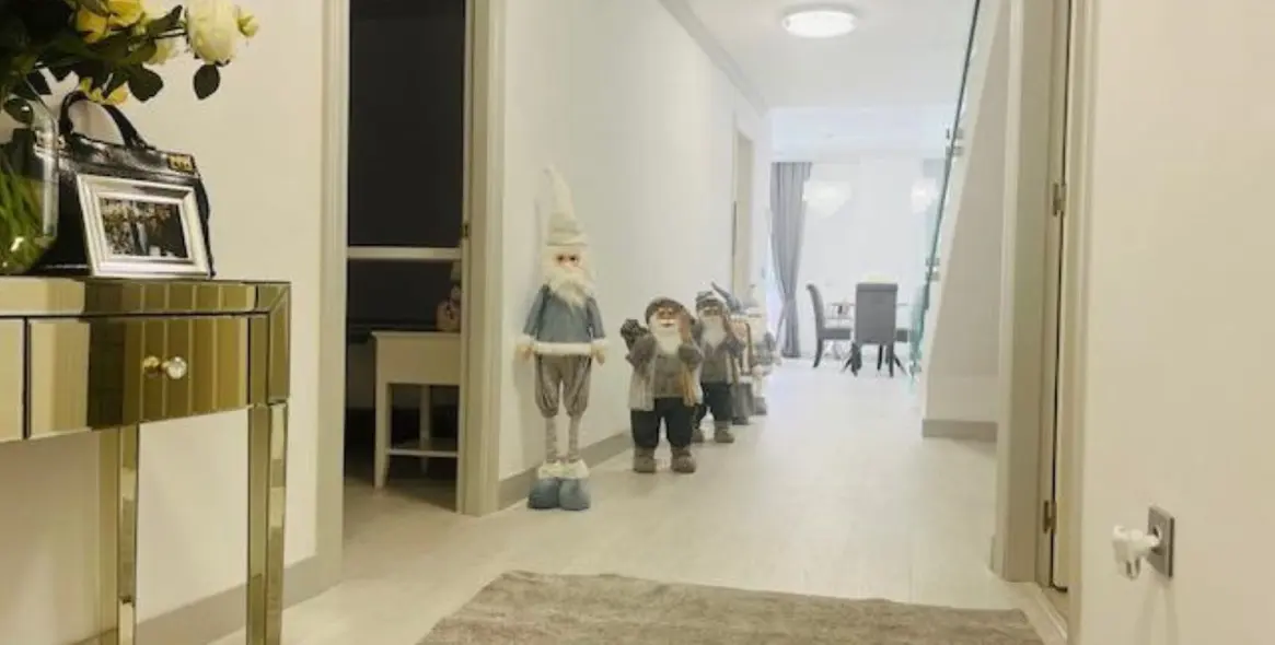 Продажа апартаментов на среднем этаже в Estepona 5