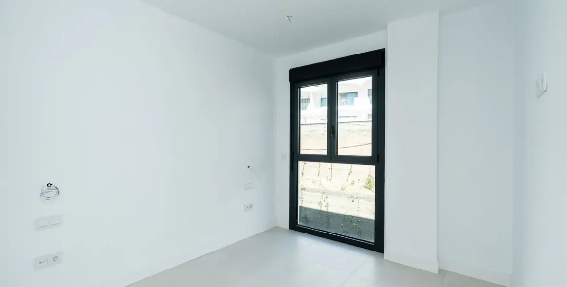 Продажа апартаментов на среднем этаже в Fuengirola 13