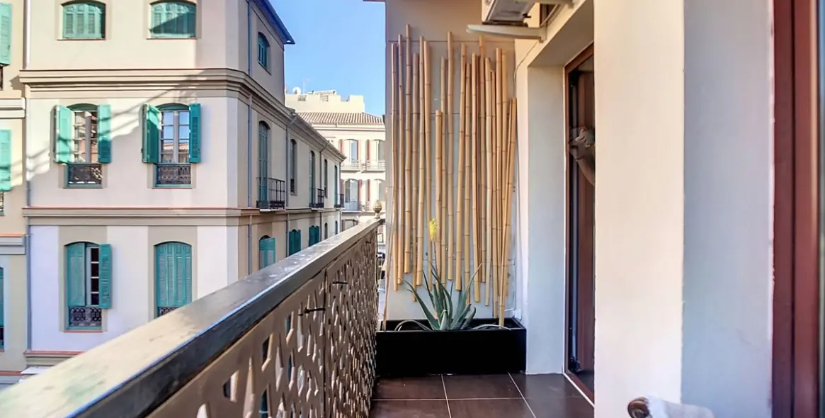 Продажа апартаментов на среднем этаже в Málaga 6