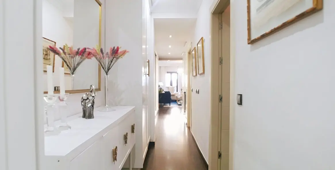 Продажа апартаментов на среднем этаже в Málaga 17