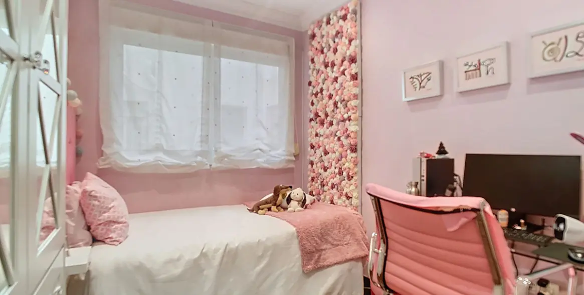 Продажа апартаментов на среднем этаже в Málaga 22